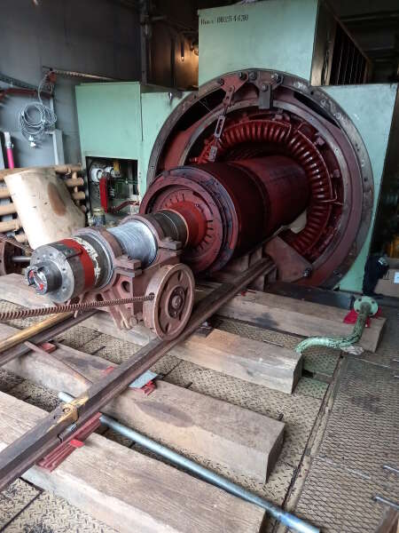 Работы по виброналадке ротора турбогенератора ТС-20-2УЗ в собственных подшипниках
