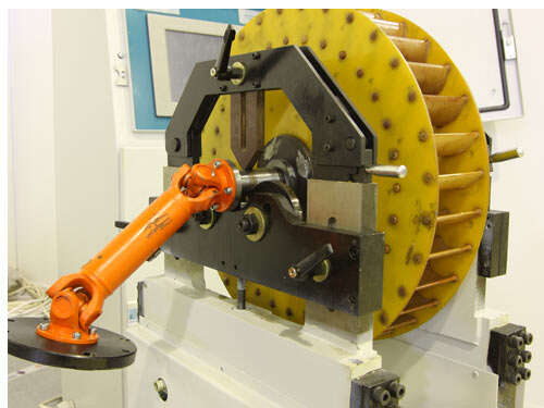 Балансировочные станки серии ВТ-100 для карданных валов