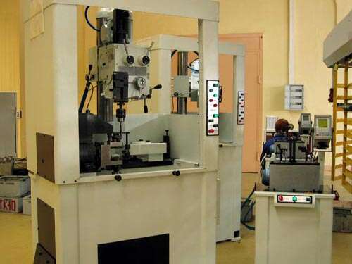 Полуавтоматический сверлильно-балансировочный комплекс